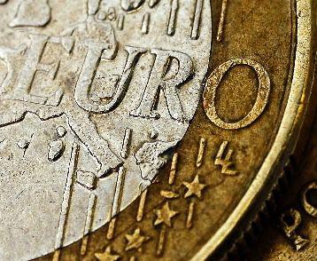 Moneta euro. Fot. Bloomberg