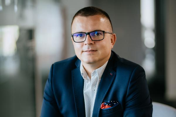 InPost tworzy e-commerce’ową grupę InPost tworzy e-commerce’ową grupę