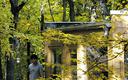 Pensjonat na drzewie ze wsparciem Szwajcarii