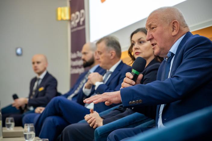 Globalni gracze społecznie pożądani.