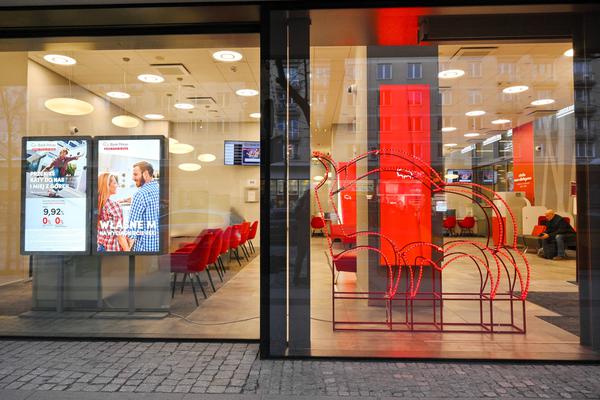 Raport: Liczba bankowych placówek bezgotówkowych – III kw. 2023 r.