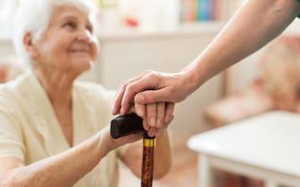 Naukowcy okryli główną przyczynę starzenia się? Twierdzą, że proces można odwrócić