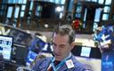 Wall Street ubija dno korekty