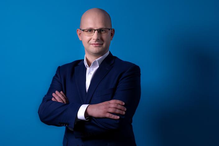Szersza oferta z dominacją marek własnych: