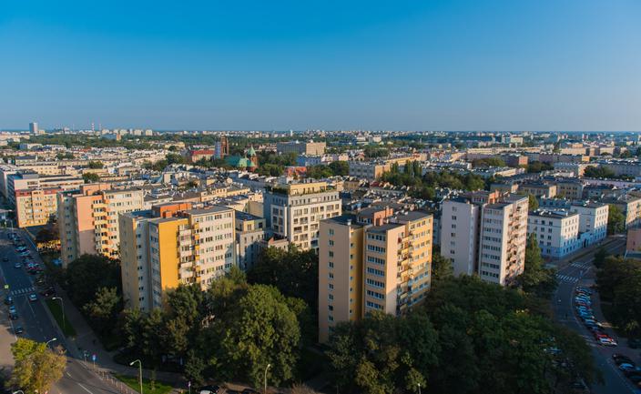 Przedmieścia nie są już oczywistym wyborem. Kupujący liczą pokoje