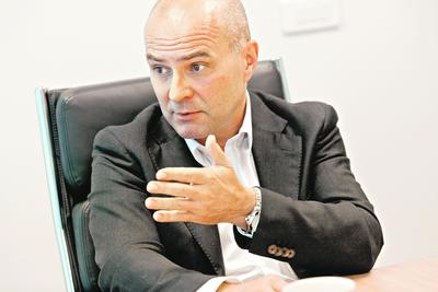 Zbigniew Rekusz, senior partner w MEP, ma rozeznanie wśród potencjalnych nabywców swoich spółek portfelowych. Przy sprzedaży Lux-Medu MEP nie brał poważnie pod uwagę PZU, który wydawał się najbardziej prawdopodobnym kupcem. Wewnętrzne procedury państwowego giganta były tak długotrwałe, że Lux-Med sprzed nosa sprzątnęła mu brytyjska Bupa.