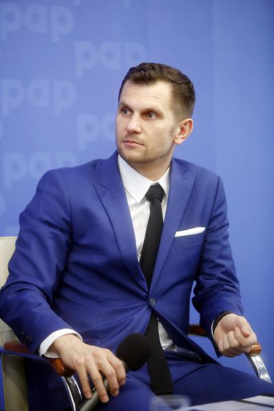 Zdaniem Konrada Płochockiego, dyrektora generalnego PZFD, otwarty mieszkaniowy rachunek powierniczy funkcjonuje już od kilku lat, a UOKiK nie jest w stanie wskazać ani jednego przykładu, który potwierdzałby, że nie zapewnia on nabywcom należytej ochrony