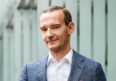 WIARA: W Łukasza Szczepańskiego i jego wizję rozwoju  e-commerce w Merlinie uwierzyło grono prywatnych inwestorów, chętnych  finansować ofensywę dawnego czempiona e-handlu.
