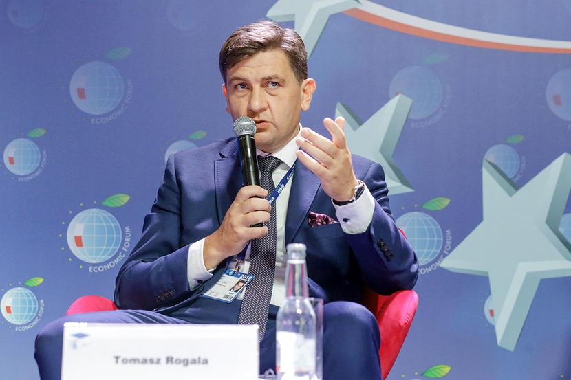 EUROPA CORAZ MNIEJ WĘGLOWA: