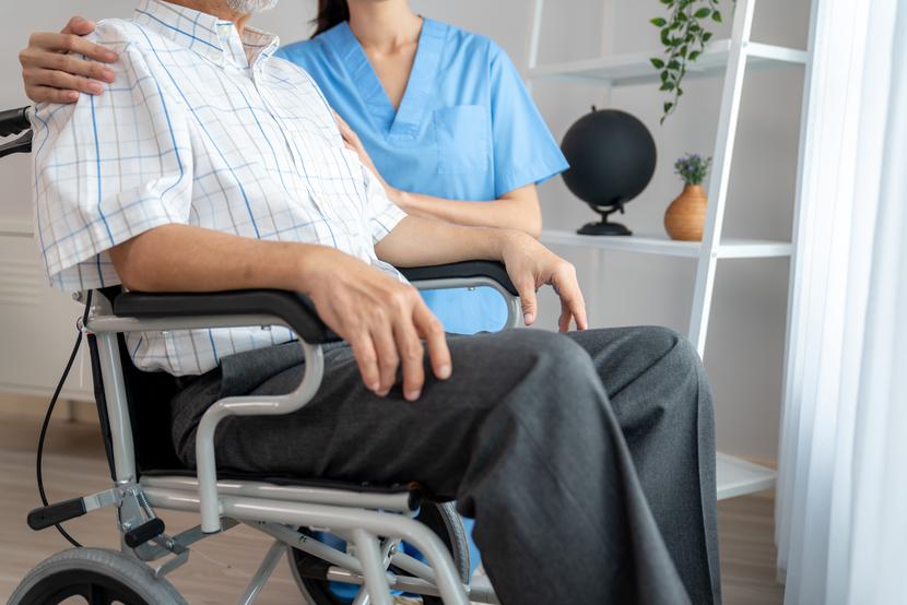 W Polsce przeciętna długość życia mężczyzn wynosi 71,8 lat. Większość mężczyzn nie zostanie objęta specjalną opieką geriatryczną, ponieważ tego wieku nie dożyje - zaznaczył senator Wojciech Konieczny. W Polsce przeciętna długość życia mężczyzn wynosi 71,8 lat. Większość mężczyzn nie zostanie objęta specjalną opieką geriatryczną, ponieważ tego wieku nie dożyje - zaznaczył senator Wojciech Konieczny.