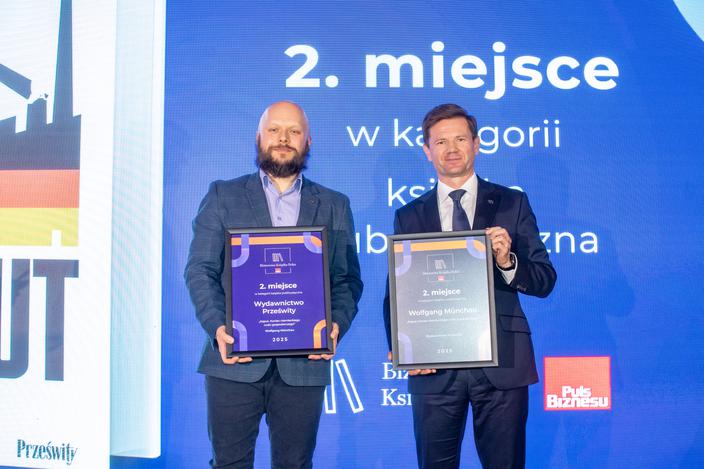 Drugi raz na scenie: