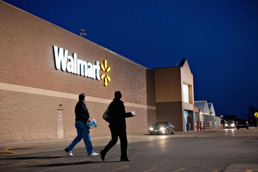 Jeden z supermarketów sieci Walmartfot. Bloomberg