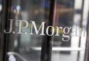 JP Morgan: delewarowanie branży kryptowalut bliskie końca