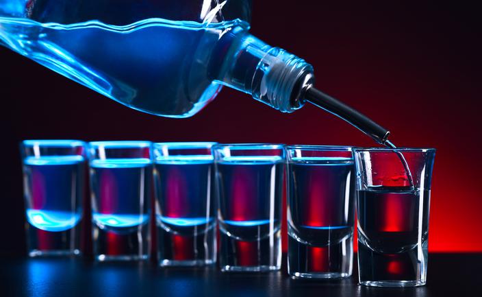 Rząd przyjął nowy projekt podwyżki akcyzy na alkohol. Browary ostrzegają przed konsekwencjami