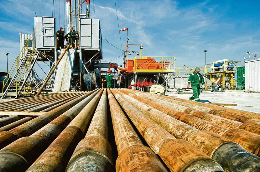 Trzy zagraniczne firmy wycofały się z poszukiwania gazu łupkowego w Polsce. San Leon Energy nie idzie w ich ślady i organizuje finansowanie dalszych poszukiwań. [FOT. BLOOMBERG]
 