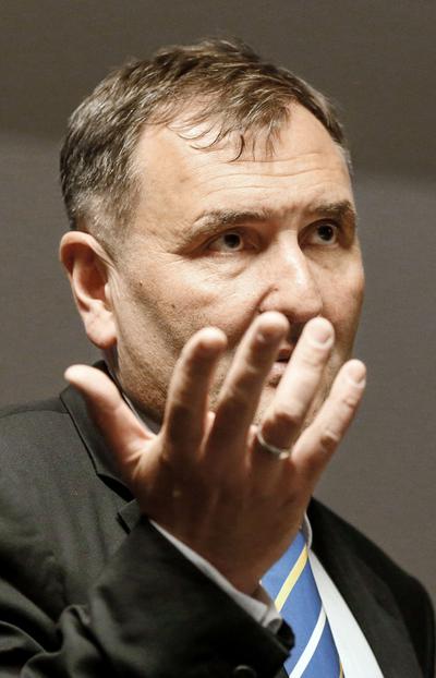Uzgodnienia z inwestorem nie są tak proste, że wraz z jednymi aktywami jest jedna kwota. To co przedstawiliśmy w propozycji układowej to jest nasze rozumienie oferty Hoista — zaznacza Przemysław Dąbrowski, prezes GetBacku.