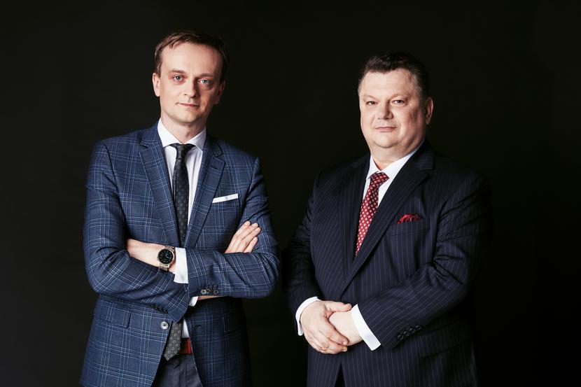 Pomocnik: Pomocnik: