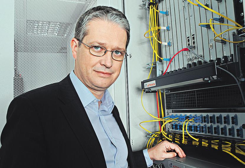 NIE TYLKO DLA KORPORACJI: Najmem powierzchni w centrach danych są zainteresowane nie tylko duże firmy.
 Maciej Krzyżanowski, prezes ATM, twierdzi, że szybko rośnie liczba klientów z sektora MSP. W 2013 r. firma
 zwiększyła przychody w tym segmencie prawie o 200 proc. [FOT. ARC]