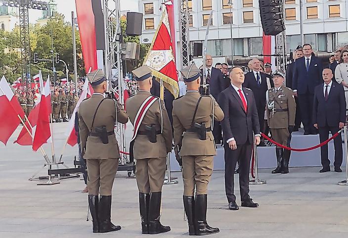 Ponad poziomy: Ponad poziomy: