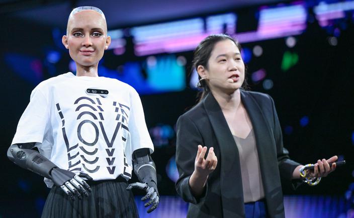 AI wpłynie na pracę co czwartej osoby. Kobiety pod większą presją