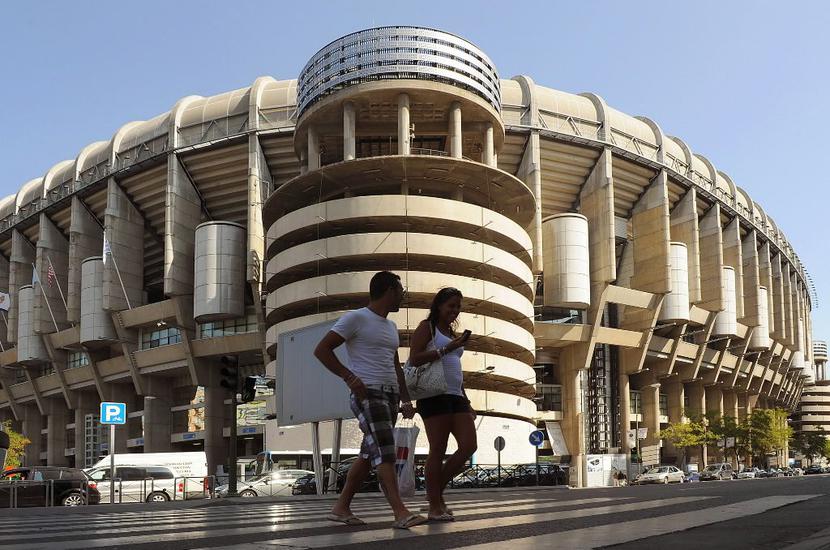 Santiago Bernabéu Stadium - arena mistrzów z Realu Madryt fot. Bloomberg