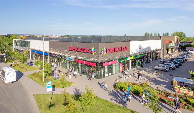 Dekada sprzedała Węgrom 11 polskich centrów i parków handlowych za ponad 100 mln EUR