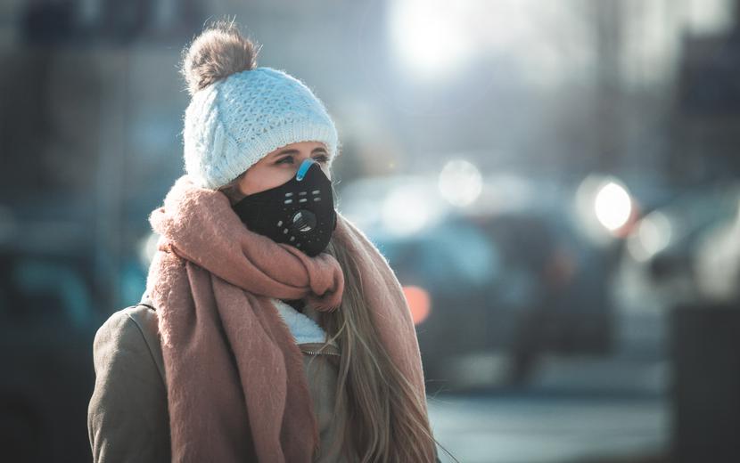 W tzw. smogowe dni warto zabezpieczyć drogi oddechowe używając maski antysmogowej z odpowiednimi filtrami.
