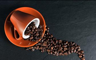 Kawa może zmniejszać ryzyko raka endometrium. Skuteczniejsza jest ta z kofeiną