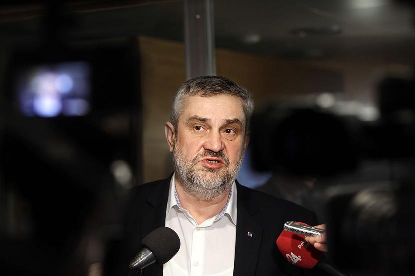 PATRIOTYZM WEDŁUG MINISTRA: