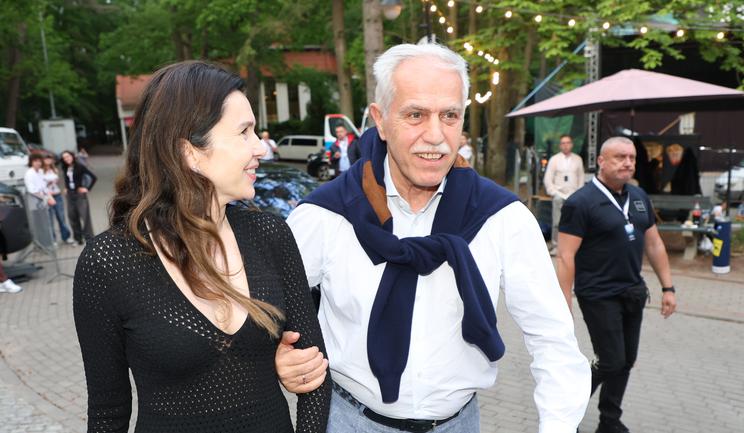 Cypryjskie potyczki Solorza z dziećmi
