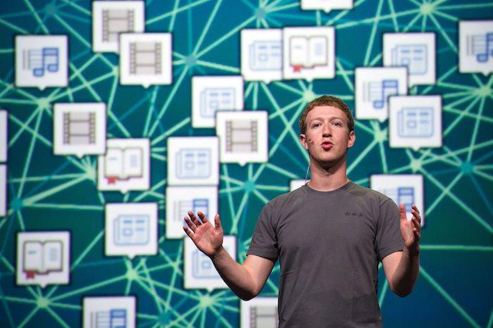 Mark Zuckerberg lubi prezentacje w stylu Steve'a Jobsa (fot. Bloomberg)