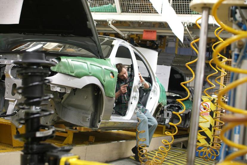 Polskie fabryki motoryzacyjne zwolniły. Oby tylko na chwilę.