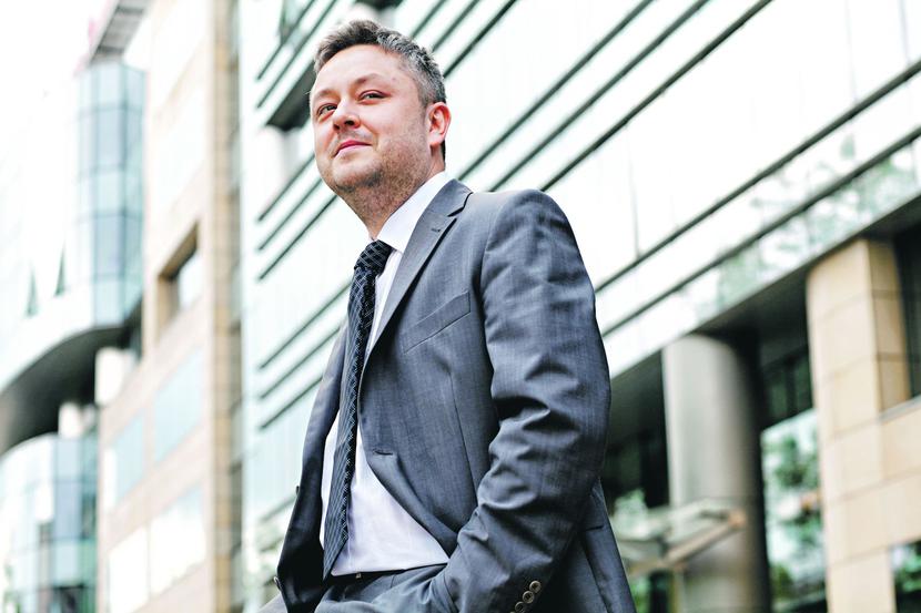 USPRAWNIENIE: Wdrożenia UC pozwalają pracownikom korzystać ze scentralizowanych systemów komputerowych, telefonicznych i wideo w jednej sieci komputerowej — mówi Michał Dobek, kierownik ds. realizacji i utrzymania usług w T-Systems Polska. [FOT. WM]