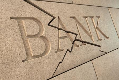 Możliwy kolejny rekord zwolnień w bankach - Vimarsana News