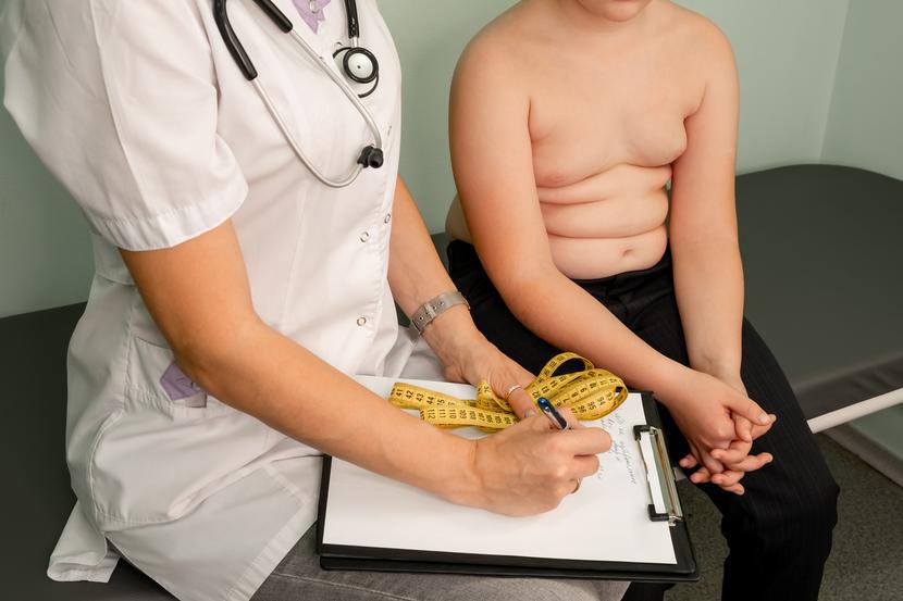 Ze względu na genetyczne podłoże hipercholesterolemii rodzinnej, gdy rozpoznamy problem u dziecka, to rozpoznamy go i u jednego z rodziców - zwraca uwagę ekspertka. Ze względu na genetyczne podłoże hipercholesterolemii rodzinnej, gdy rozpoznamy problem u dziecka, to rozpoznamy go i u jednego z rodziców - zwraca uwagę ekspertka.