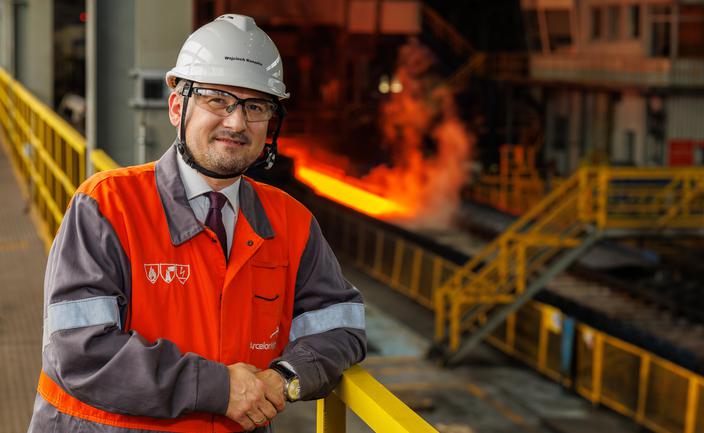 ArcelorMittal Poland stawia na prąd