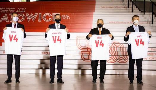 JAK DZIECI W PIASKOWNICY