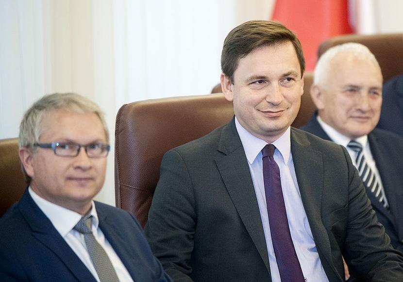 O PRZYSZŁOŚĆ: