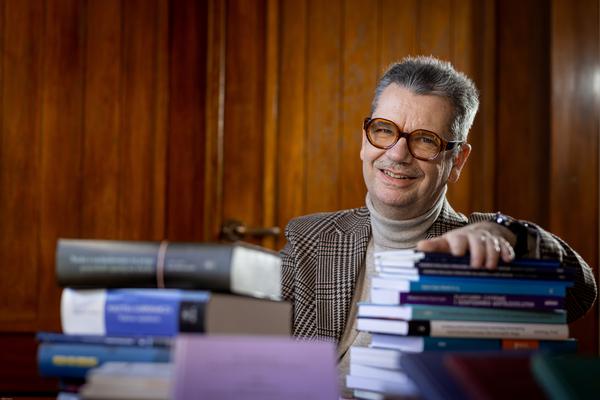 Dobra książka – naukowa, lecz przystępna Dobra książka – naukowa, lecz przystępna