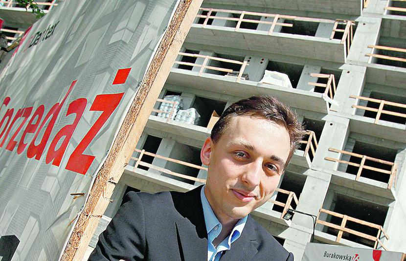 OSTRA KONKURENCJA: To już norma, że większość deweloperów oferuje wykończenie mieszkań pod klucz, a niektóre firmy są nawet gotowe dorzucić wykończenie lokalu gratis — mówi Kamil Niedźwiedzki, analityk Dompress.pl. [FOT. WM] 
