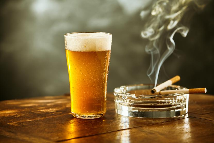 Papierosy i mocny alkohol w Polsce, nie tylko mocny, są najtańsze w całej Europie. Papierosy i mocny alkohol w Polsce, nie tylko mocny, są najtańsze w całej Europie.