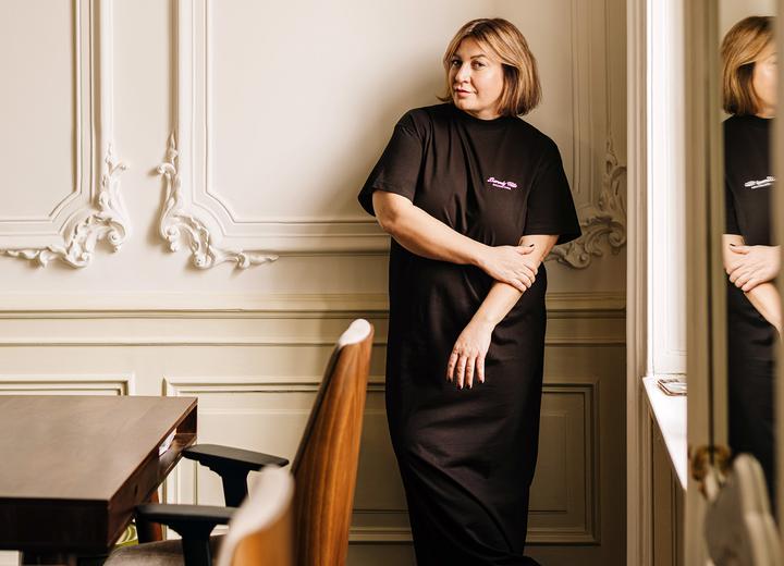 Wchodząc do&nbsp;Rossmanna w&nbsp;biegu. Historia marki kosmetycznej, która nie miała czasu na&nbsp;błędy