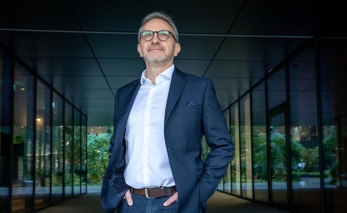 13 firm wykłada setki milionów na ubezpieczenie elektrowni jądrowej