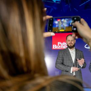 Najlepsze spółki notowane na GPW. Poznaliśmy laureatów Giełdowej Spółki Roku 2024 [WIDEO]