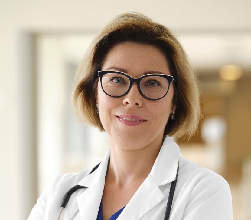 Dr n. med. Marta Sobczyńska jest specjalistką pediatrii i medycyny podróży, kierownikiem Działu Szpitalnych Standardów Medycznych w Medicover Opieka Szpitalna