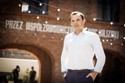 Grzegorz Pietraszewski prowadzi Aureus Leasing, śląską firmę, która zatrudnia ok. 100 osób. Po trzydziestce wyznaczył sobie nowe cele