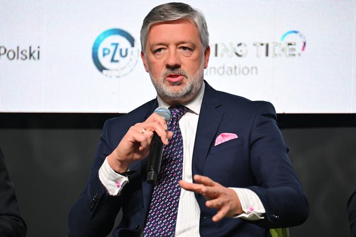 Sprzedaż nie blokuje inwestycji: Sprzedaż nie blokuje inwestycji: