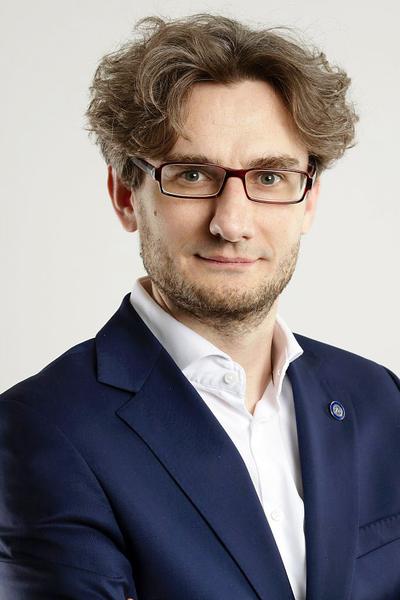 Wybór na p.o. prezesa Alior Banku Krzysztofa Bachty (na zdjęciu z lewej), menedżera bez doświadczenia w bankowości, zaskoczył rynek. Jak się wydaje, budzi również wątpliwości nadzoru.