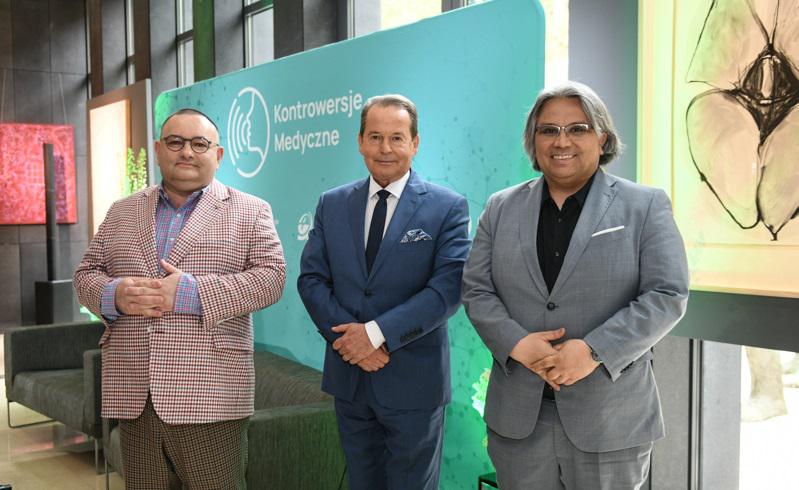 Od lewej: dr hab. n. med. Jarosław Woroń, prof. dr hab. n. med. Piotr Kuna, dr hab. n. med. Adam Kobayashi, prof. uczelni. Od lewej: dr hab. n. med. Jarosław Woroń, prof. dr hab. n. med. Piotr Kuna, dr hab. n. med. Adam Kobayashi, prof. uczelni.