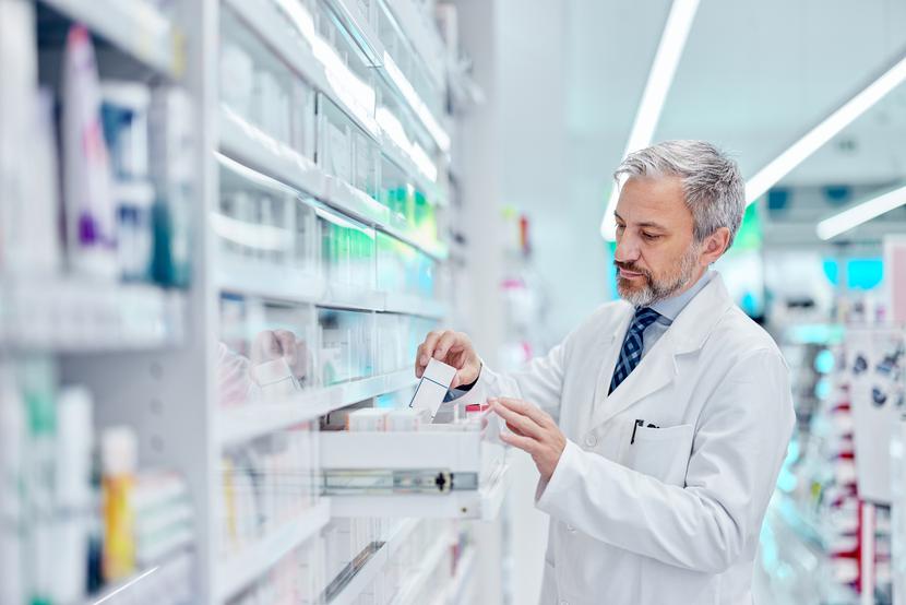 Zgodnie z rozporządzenie ministra zdrowia w sprawie programu pilotażowego w zakresie usług farmaceuty dotyczących zdrowia reprodukcyjnego apteki mogą podpisywać umowy z Narodowym Funduszem Zdrowia, dzięki którym antykoncepcja awaryjna będzie dostępna dla osób od 15. roku życia na podstawie recepty farmaceutycznej. Zgodnie z rozporządzenie ministra zdrowia w sprawie programu pilotażowego w zakresie usług farmaceuty dotyczących zdrowia reprodukcyjnego apteki mogą podpisywać umowy z Narodowym Funduszem Zdrowia, dzięki którym antykoncepcja awaryjna będzie dostępna dla osób od 15. roku życia na podstawie recepty farmaceutycznej.